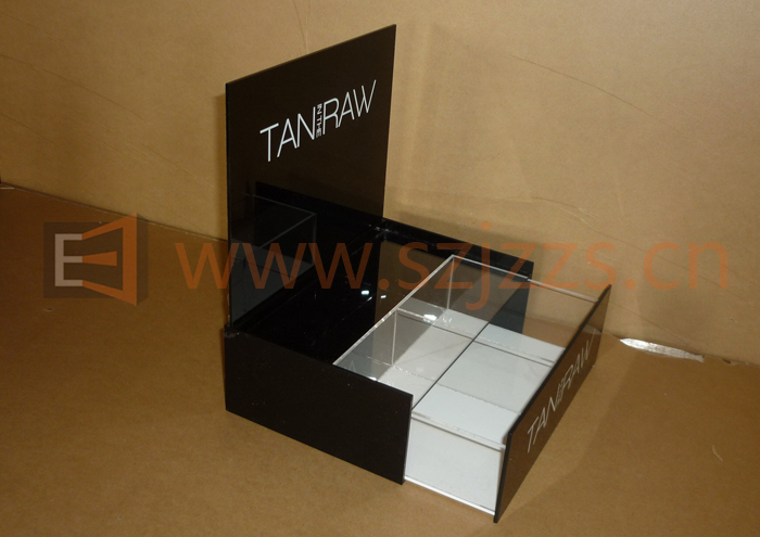 Tan In The Raw品牌帶抽屜的展示架