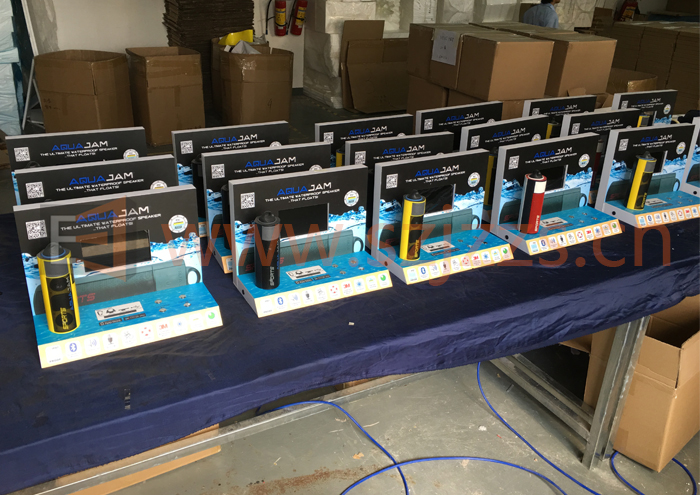 音箱展示架生產(chǎn)中 音箱展示架生產(chǎn)中