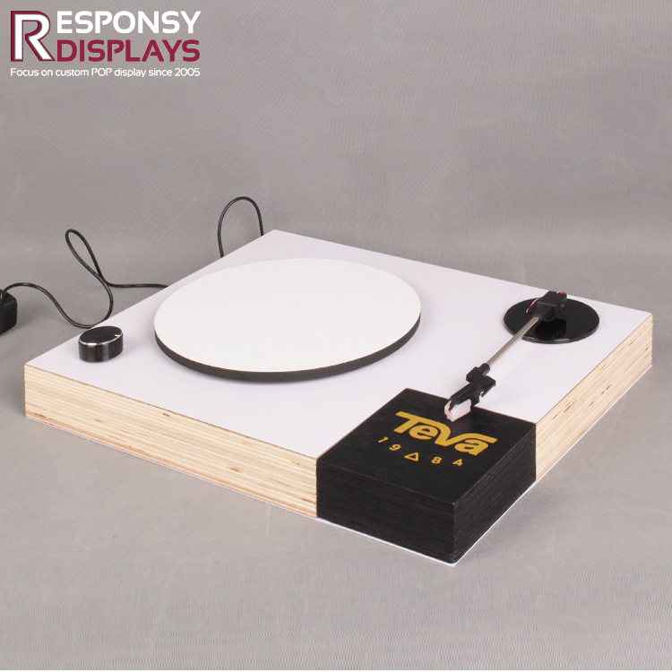 RP007650 木制 Teva臺(tái)面電動(dòng)旋轉(zhuǎn)鞋架-1.jpg RP007650 木制 Teva臺(tái)面電動(dòng)旋轉(zhuǎn)鞋架-1.jpg